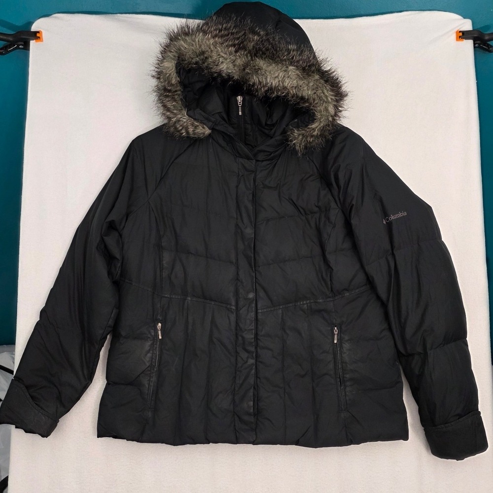 Columbia XL5068 Down Puffer Parka XL Black Faux Fur Trim Vintage Y2K Jacket